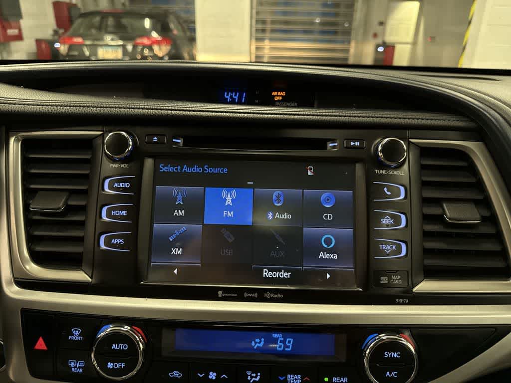 Toyota Highlander XLE 2017