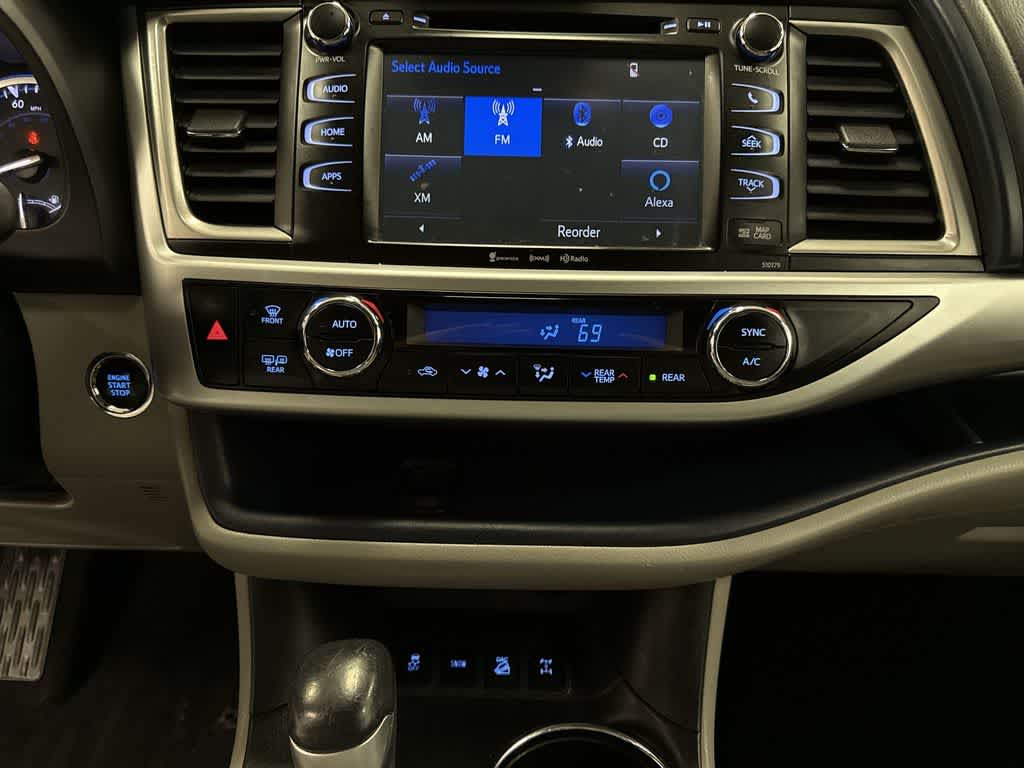 Toyota Highlander XLE 2017