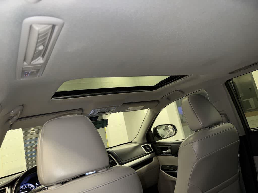 Toyota Highlander XLE 2017