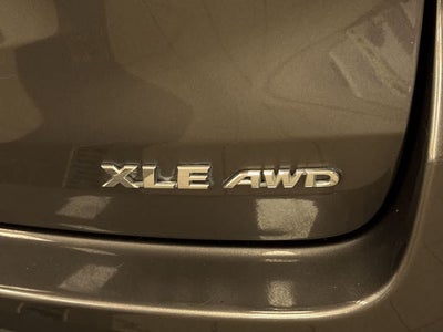 Toyota Highlander XLE 2017