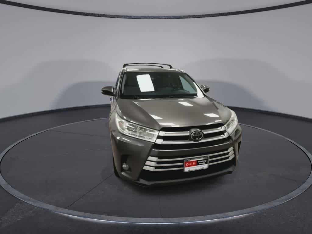 Toyota Highlander XLE 2017