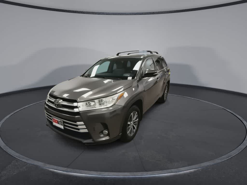Toyota Highlander XLE 2017