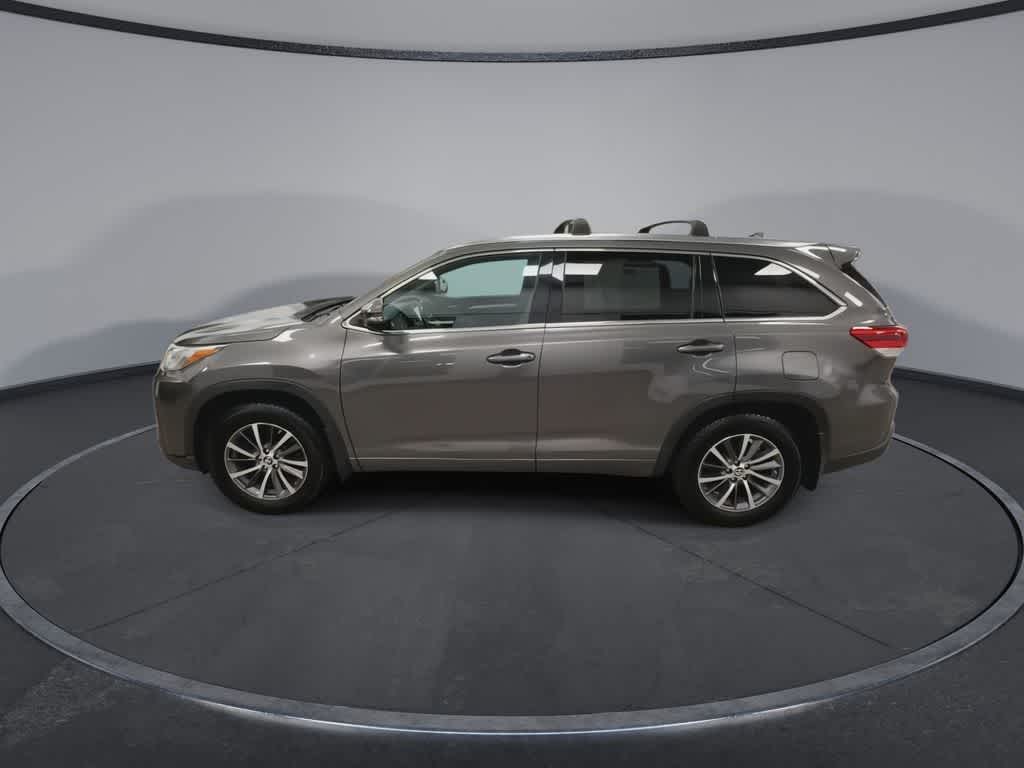 Toyota Highlander XLE 2017