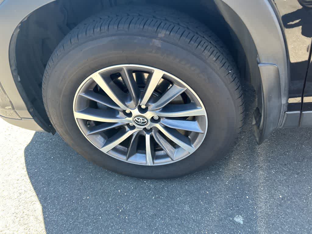 Toyota Highlander XLE 2019