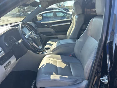 Toyota Highlander XLE 2019