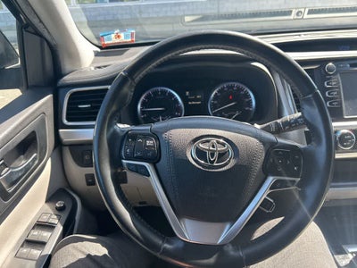 Toyota Highlander XLE 2019