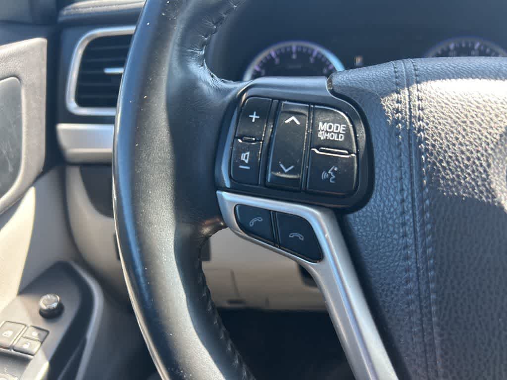 Toyota Highlander XLE 2019