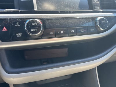 Toyota Highlander XLE 2019