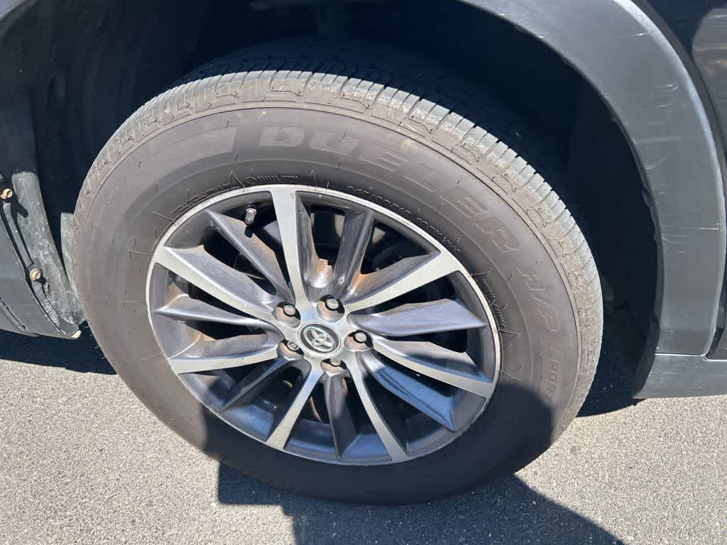 Toyota Highlander XLE 2019