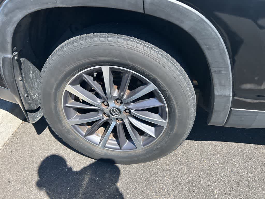 Toyota Highlander XLE 2019