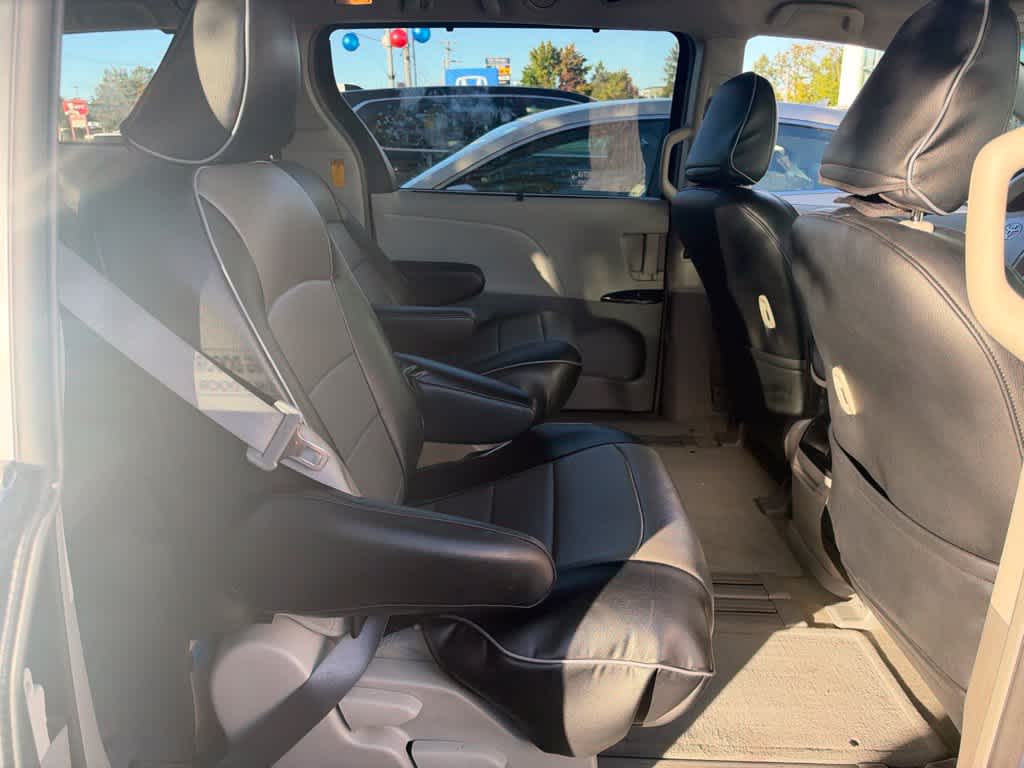 Toyota Sienna LE de 2014