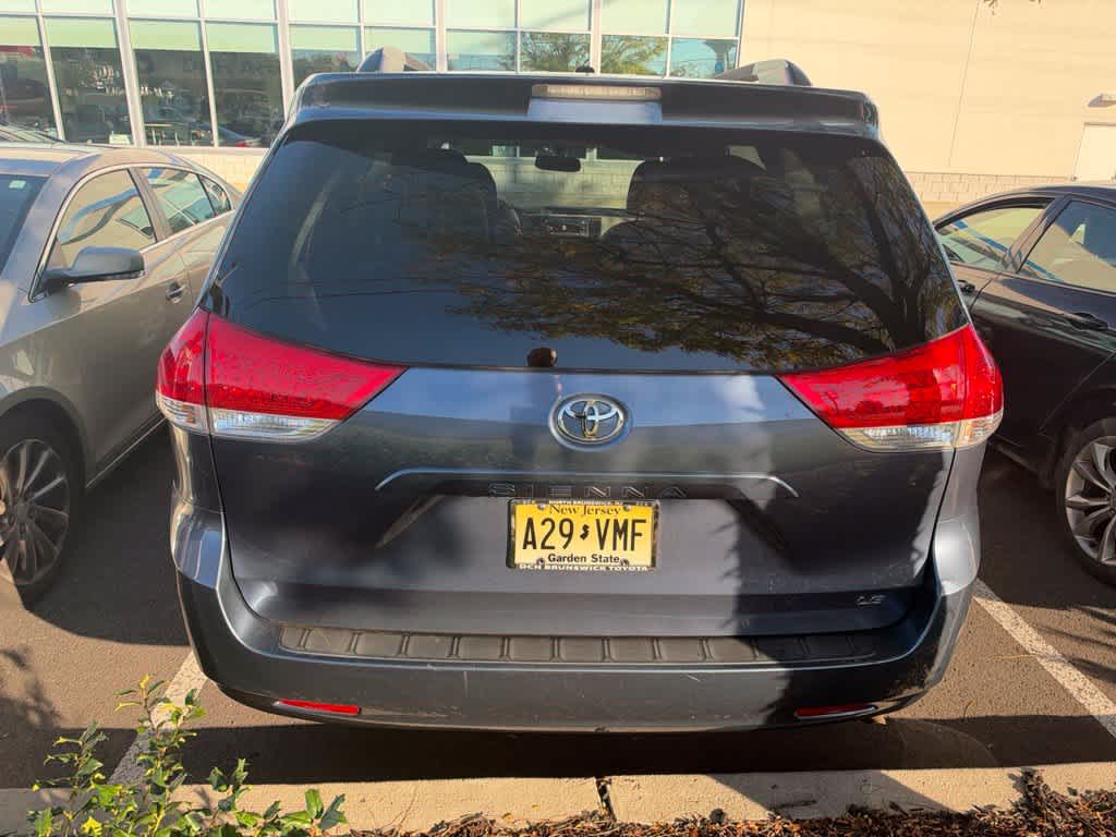 Toyota Sienna LE de 2014