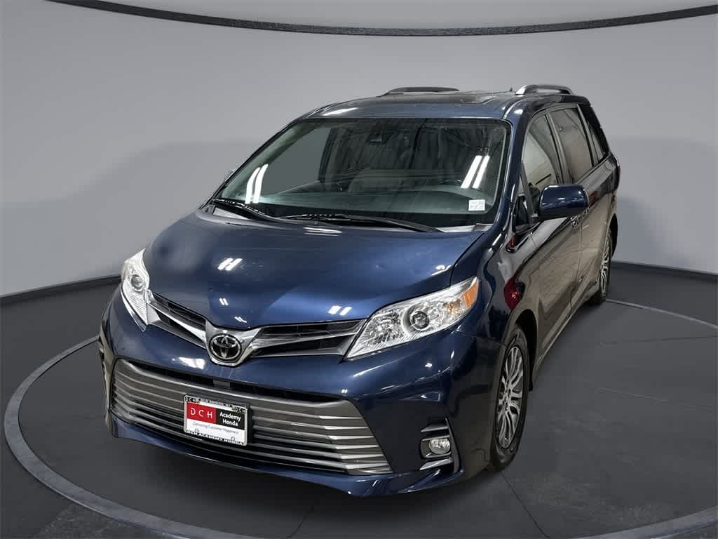Toyota Sienna XLE 2020