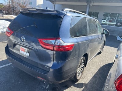 Toyota Sienna XLE 2020