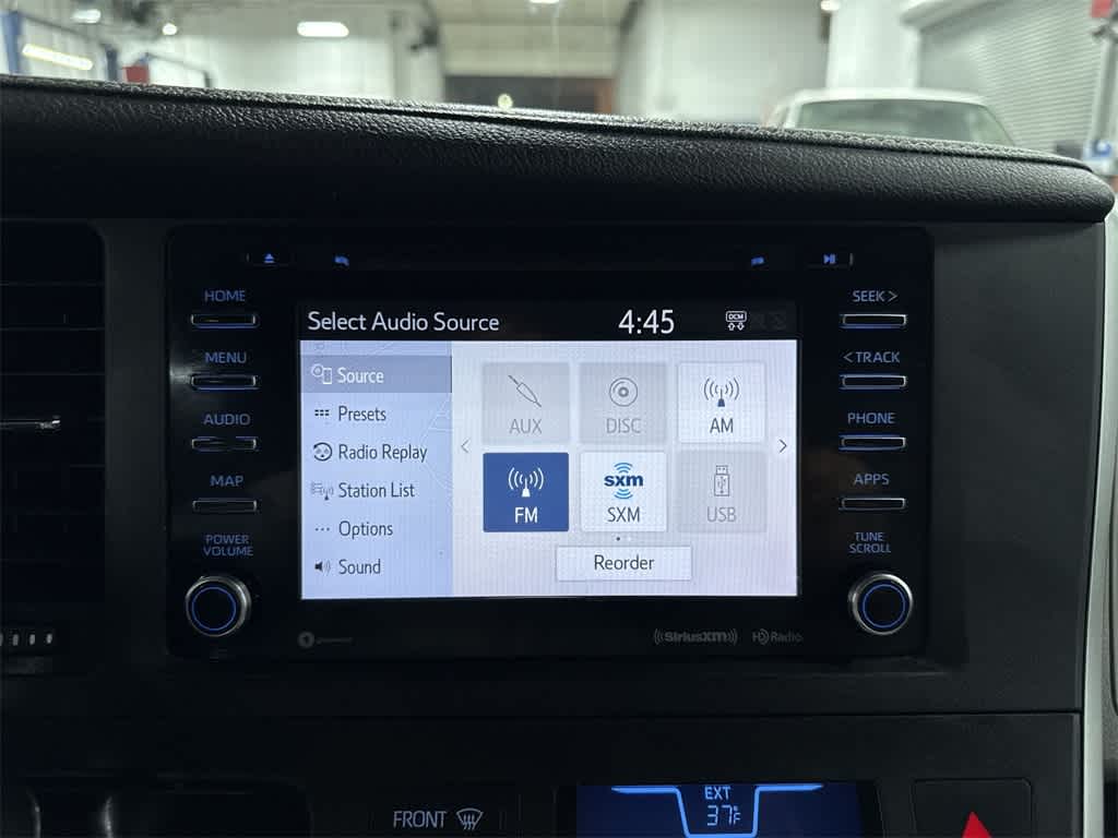 Toyota Sienna XLE 2020