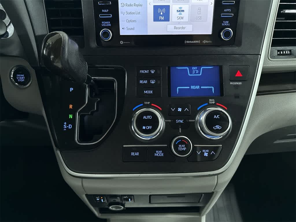Toyota Sienna XLE 2020
