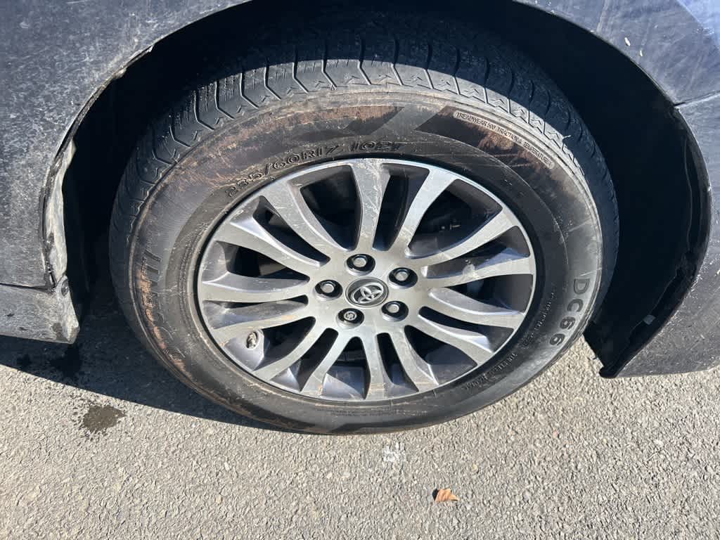 Toyota Sienna XLE 2020