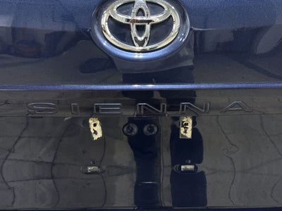 Toyota Sienna XLE 2020