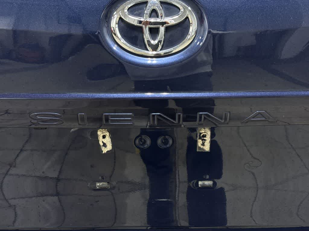 Toyota Sienna XLE 2020