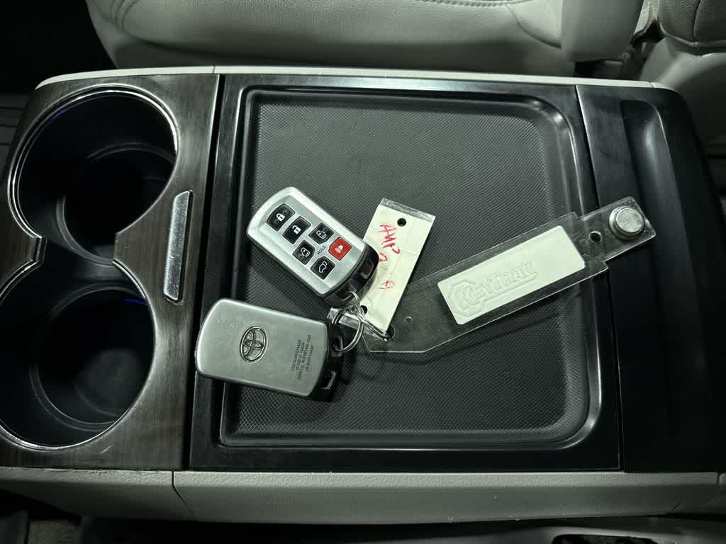 Toyota Sienna XLE 2020