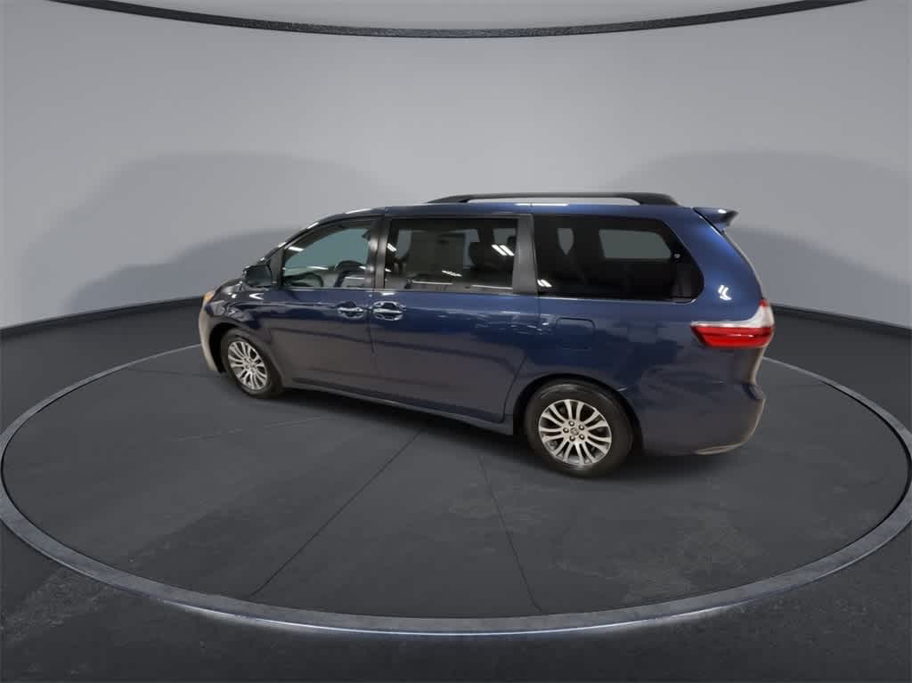 Toyota Sienna XLE 2020