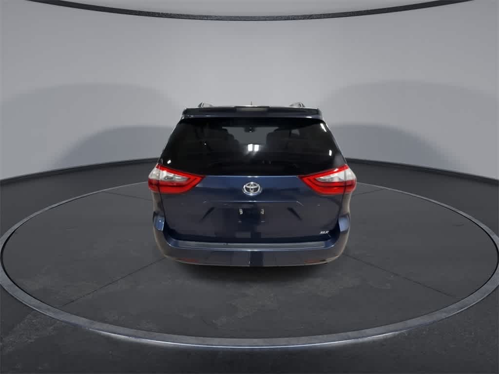 Toyota Sienna XLE 2020