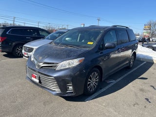 Toyota Sienna XLE 2020