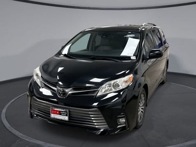 Toyota Sienna XLE 2020