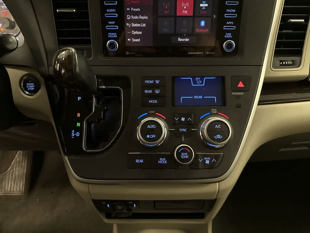 Toyota Sienna XLE 2020