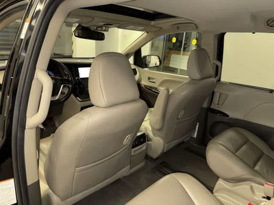 Toyota Sienna XLE 2020