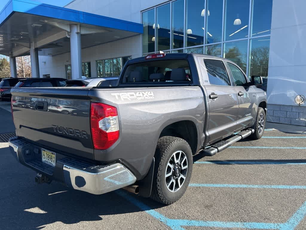 Toyota Tundra SR5 2020