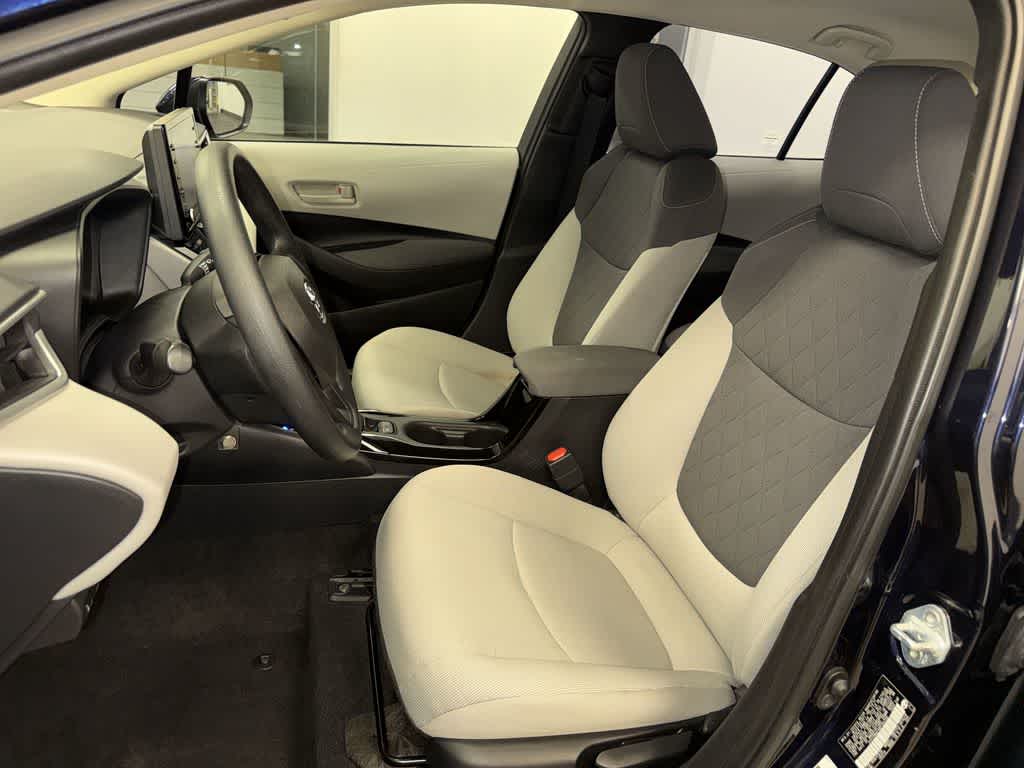 Toyota Corolla LE 2022