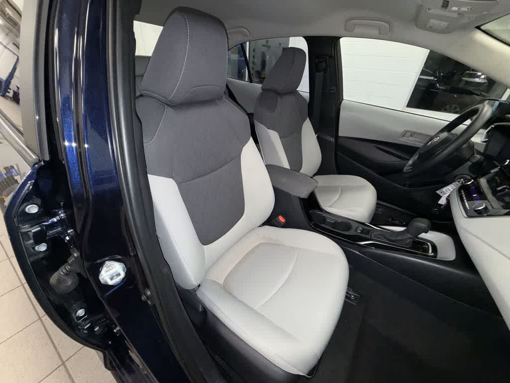Toyota Corolla LE 2022