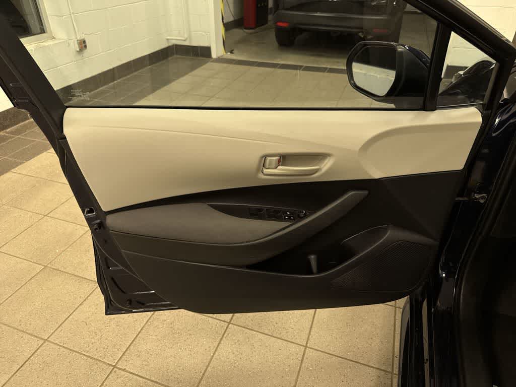 Toyota Corolla LE 2022