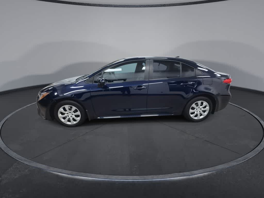 Toyota Corolla LE 2022