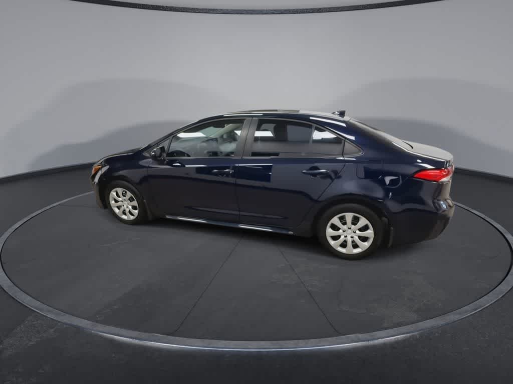 Toyota Corolla LE 2022