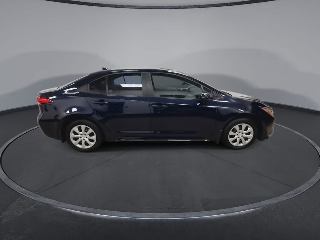 Toyota Corolla LE 2022