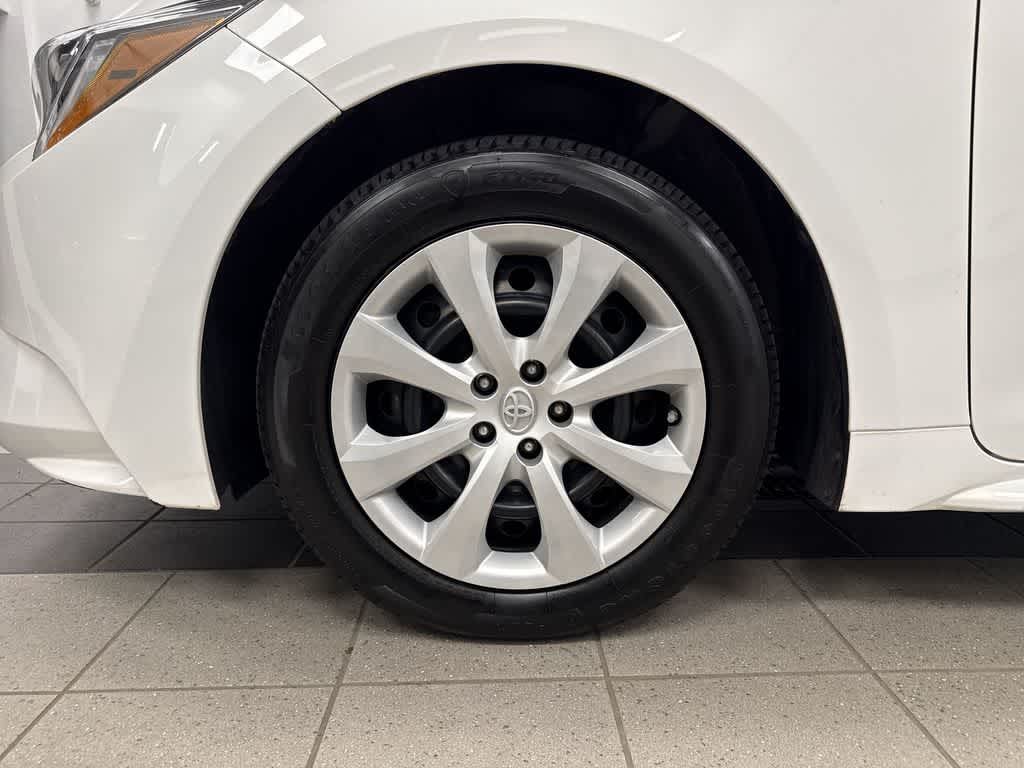 Toyota Corolla LE 2021