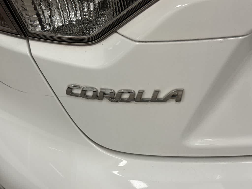 Toyota Corolla LE 2021