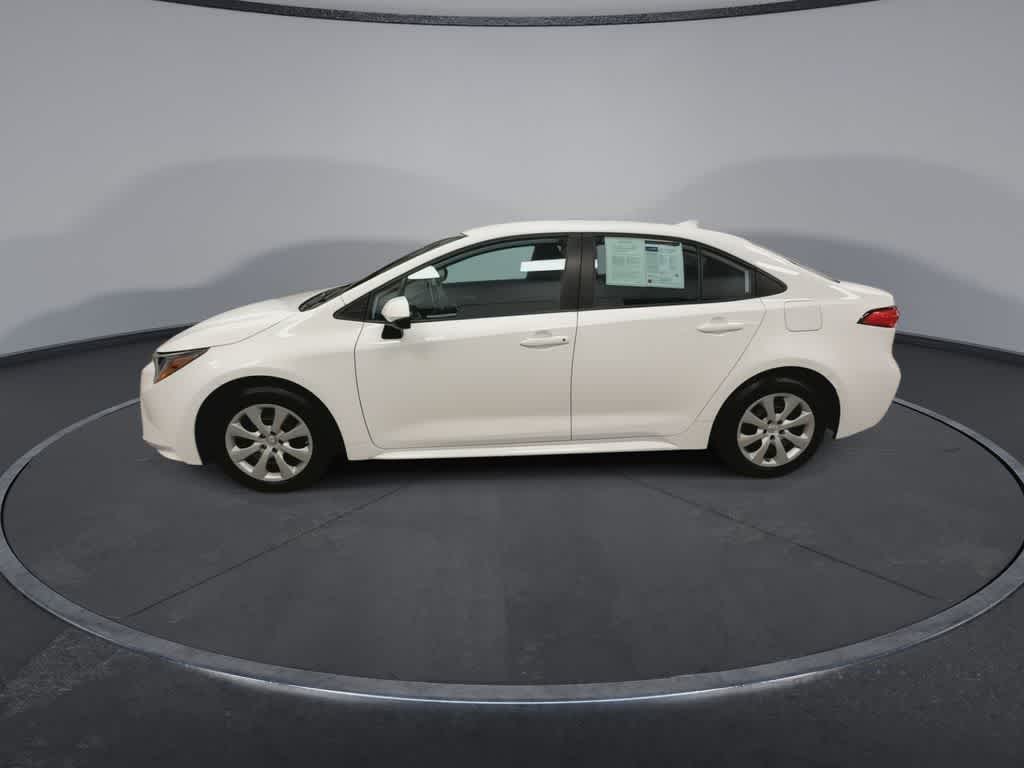 Toyota Corolla LE 2021