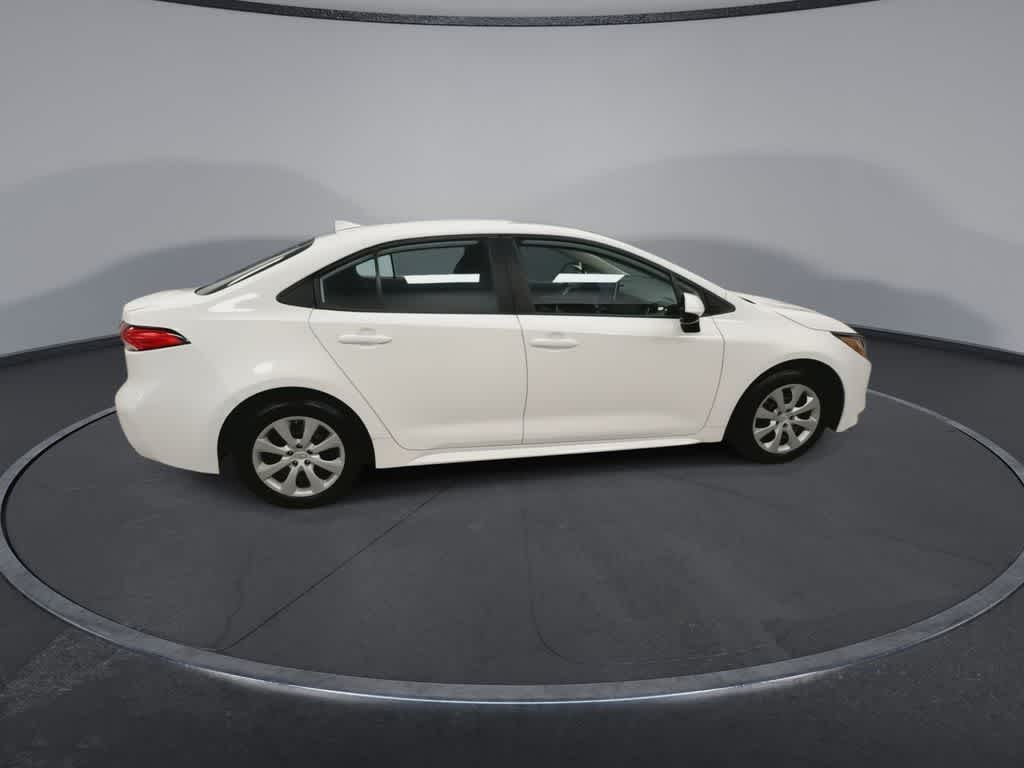 Toyota Corolla LE 2021