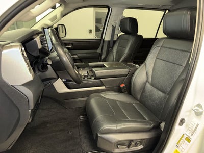 Toyota Sequoia SR5 2024
