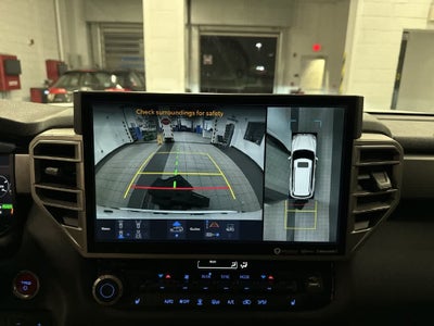 Toyota Sequoia SR5 2024