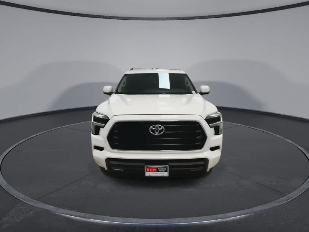 Toyota Sequoia SR5 2024
