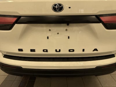 Toyota Sequoia SR5 2024