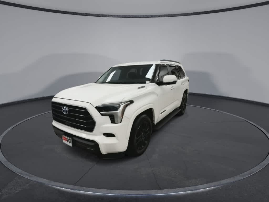 Toyota Sequoia SR5 2024