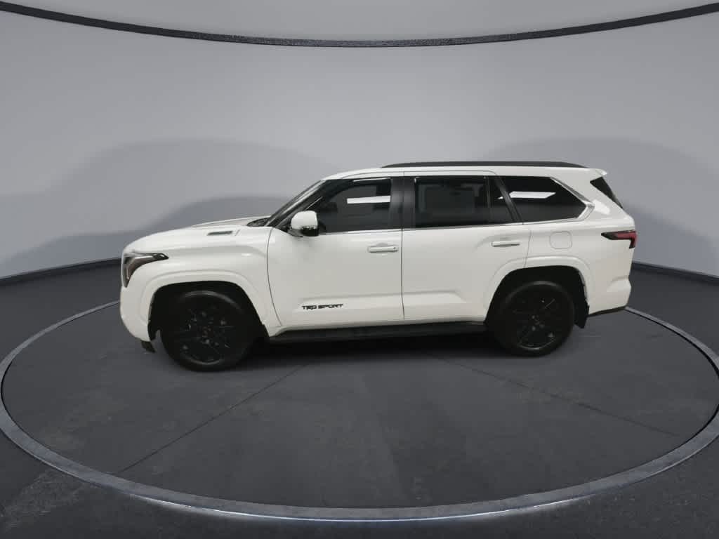 Toyota Sequoia SR5 2024