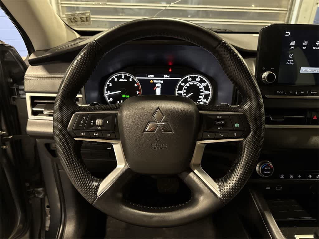 Mitsubishi Outlander SE 2023