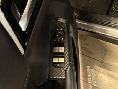 Mitsubishi Outlander SE 2023