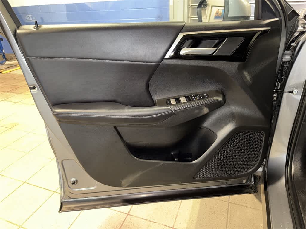 Mitsubishi Outlander SE 2023